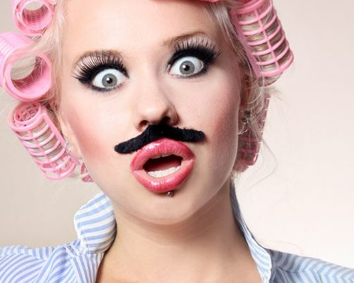 Moustaches / Postiches